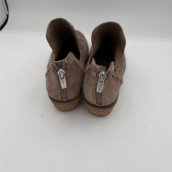 Vince Camuto Tan Boots Size 7 1/2 - Picture 3 of 4